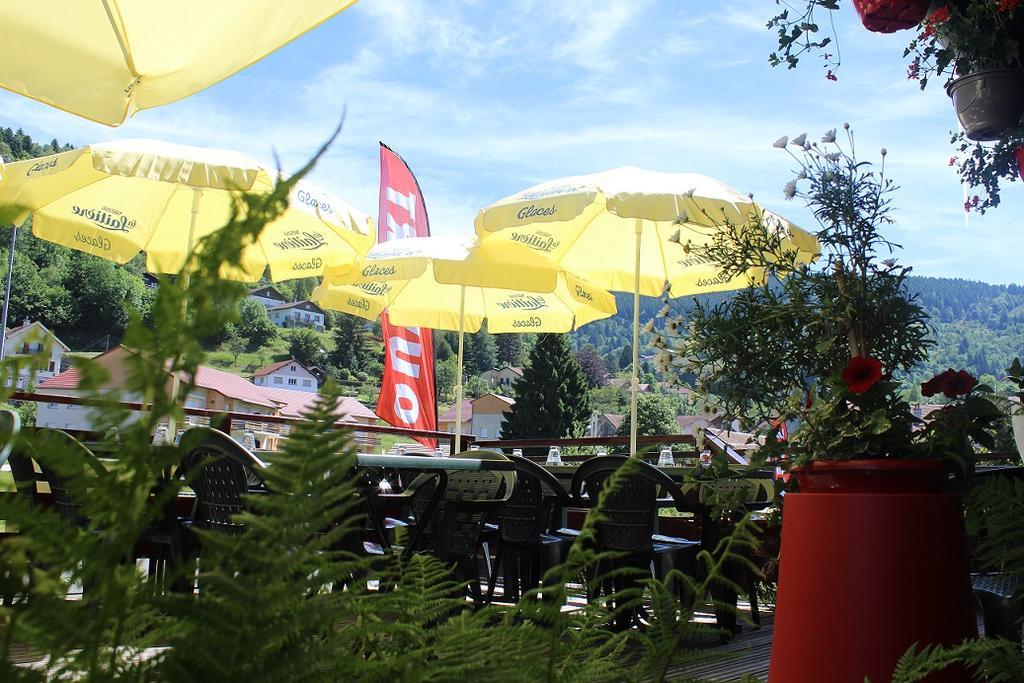 Hotel Les Bruyeres ว็องทรง ภายนอก รูปภาพ