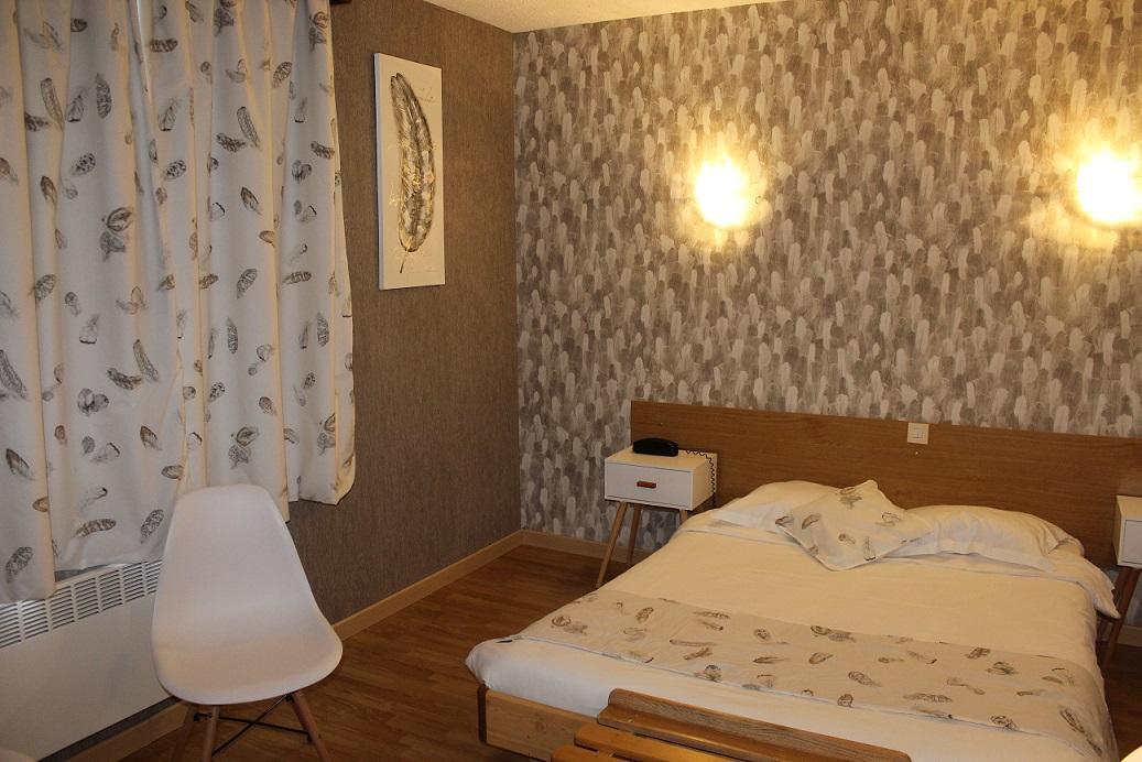Hotel Les Bruyeres ว็องทรง ภายนอก รูปภาพ