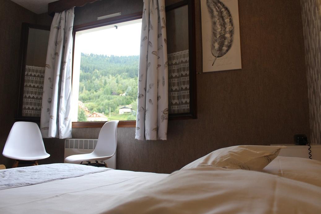 Hotel Les Bruyeres ว็องทรง ภายนอก รูปภาพ