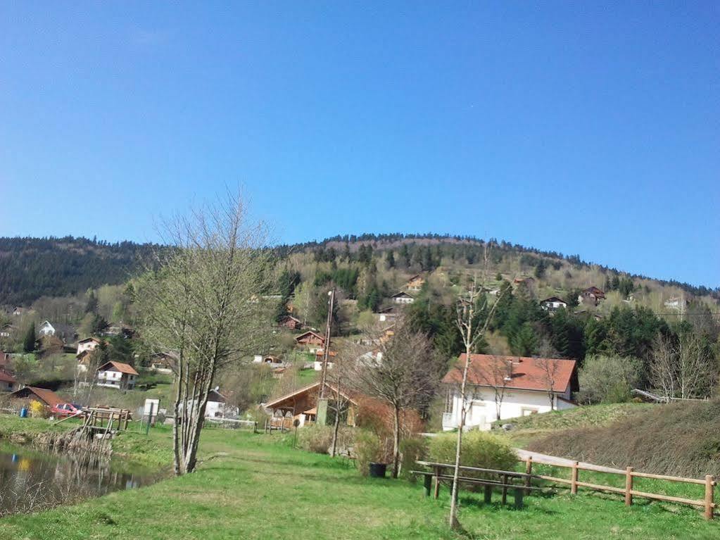Hotel Les Bruyeres ว็องทรง ภายนอก รูปภาพ