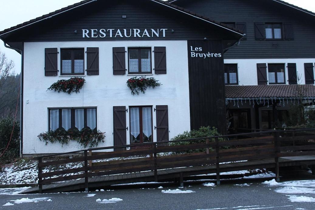Hotel Les Bruyeres ว็องทรง ภายนอก รูปภาพ